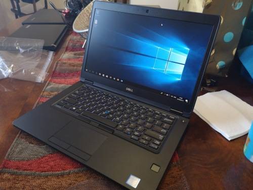***Absolutely Amazing!/LIKE NEW***DELL LATITUDE E5470*i5-6300U*8GB DDR4*256GB SSD*WARRANTY2020*